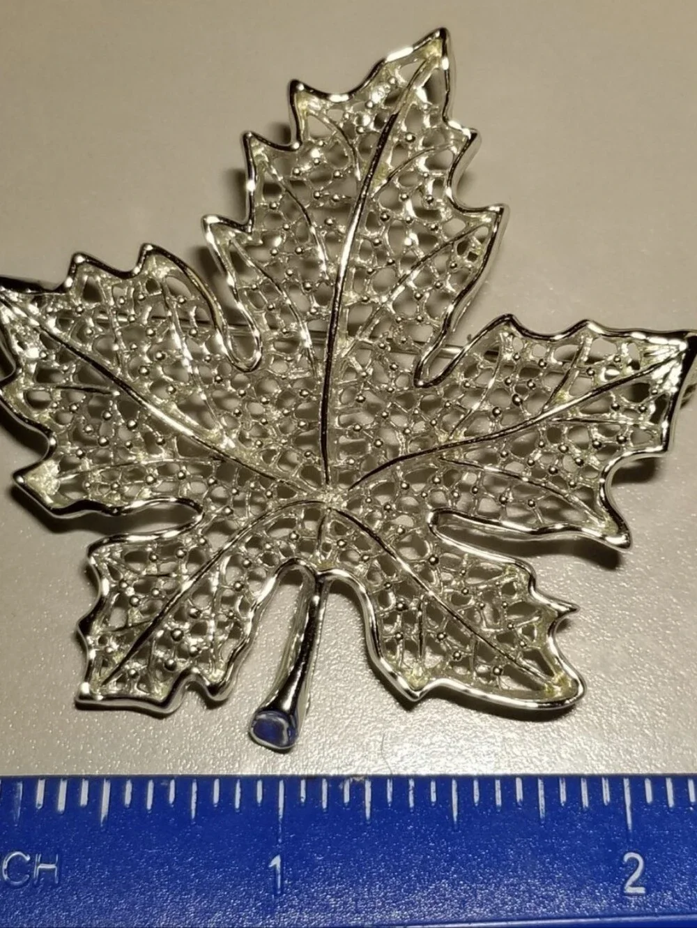 Vintage Sarah Coventry Summer Frost 1966 Silvertone Filigree Maple Leaf Brooch